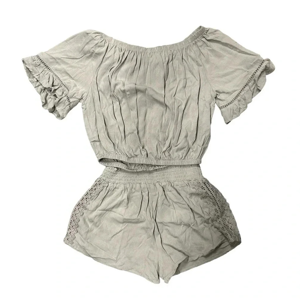 Ocean Drive off the shoulder crop top with matching shorts women’s small 2pc set